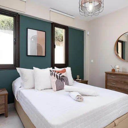 Jasmine Dreams 1bed Wpool Κούκλια